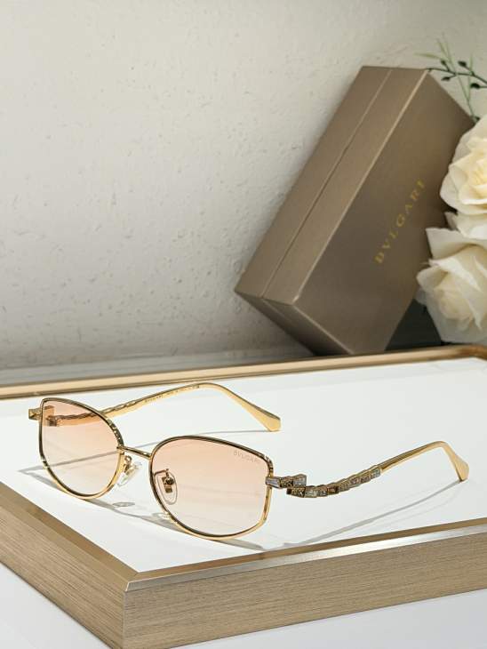 Picture of Bvlgari Sunglasses _SKUfw80880784fw